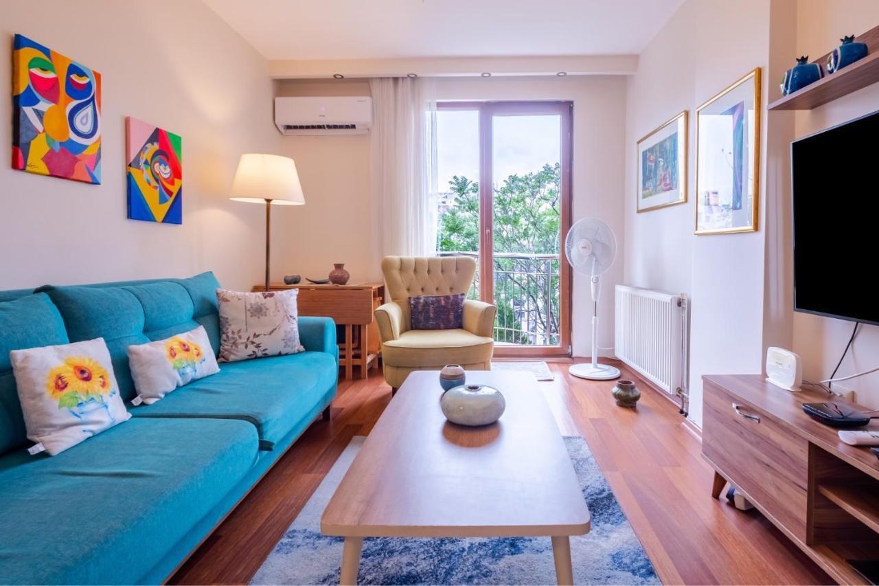 Pleasant Flat With Central Location In Sisli Istambul Exterior foto
