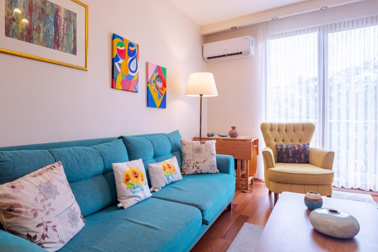Pleasant Flat With Central Location In Sisli Istambul Exterior foto